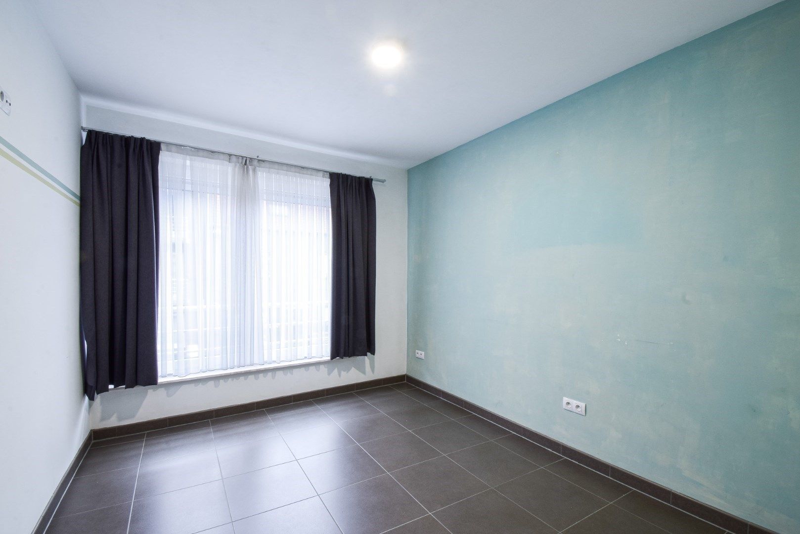 Instapklaar éénslaapkamerappartement op centrale ligging te Gistel foto 8