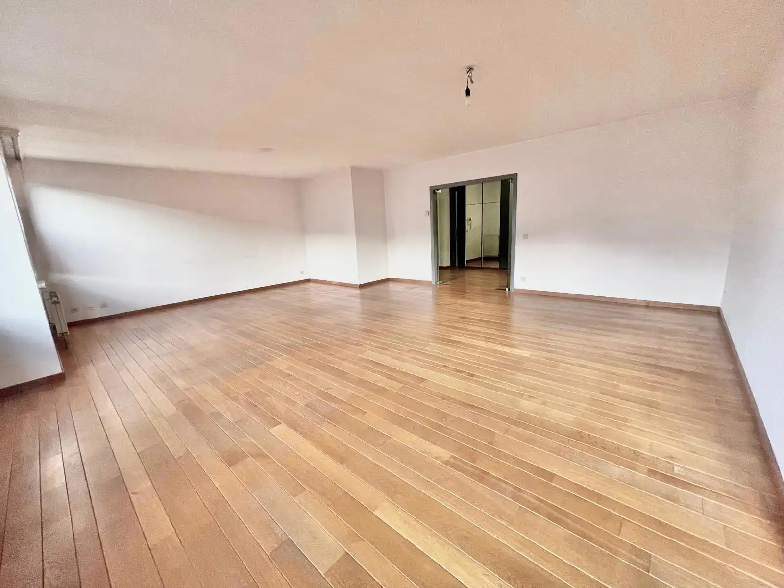 Ruim en energiezuinig appartement (161 m²) met garagebox foto 8