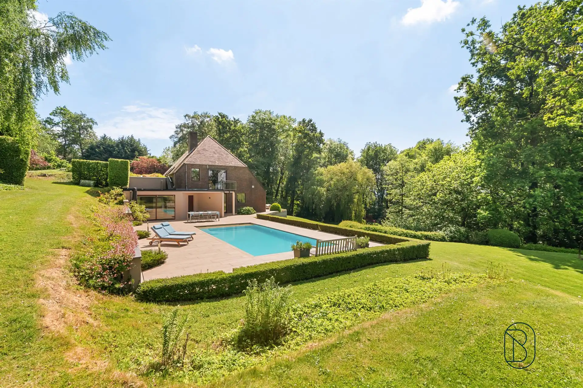 Prachtig landhuis, uniek zicht, op meer dan 1 hectare foto 2