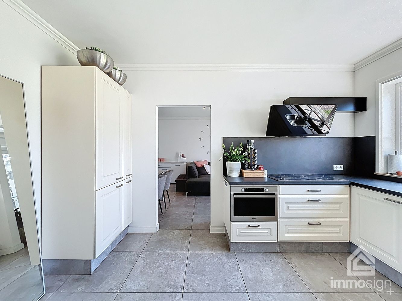 Instapklare gezinswoning met 3 slaapkamers, 2 badkamers, vrijstaande garage en prachtige tuinkamer foto 25
