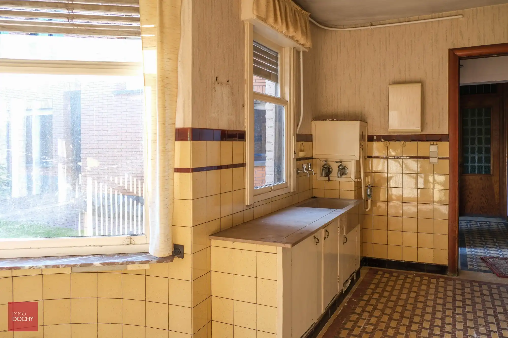 Zeer ruim burgerhuis (voormalige dokterswoning) geschikt voor bvb co-housing foto 8