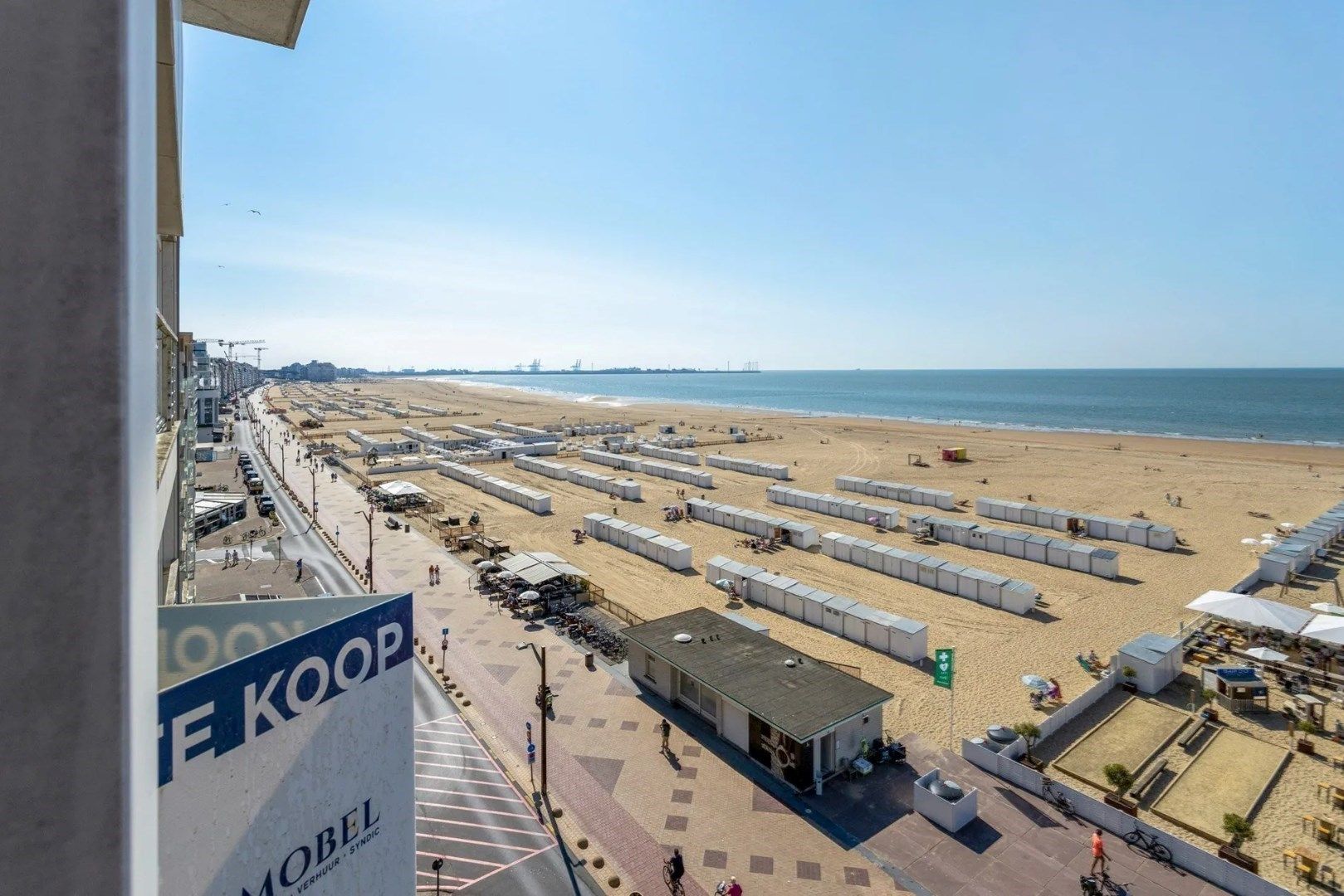 Sfeervol gerenoveerd vakantieappartement met panoramisch zeezicht  foto 3