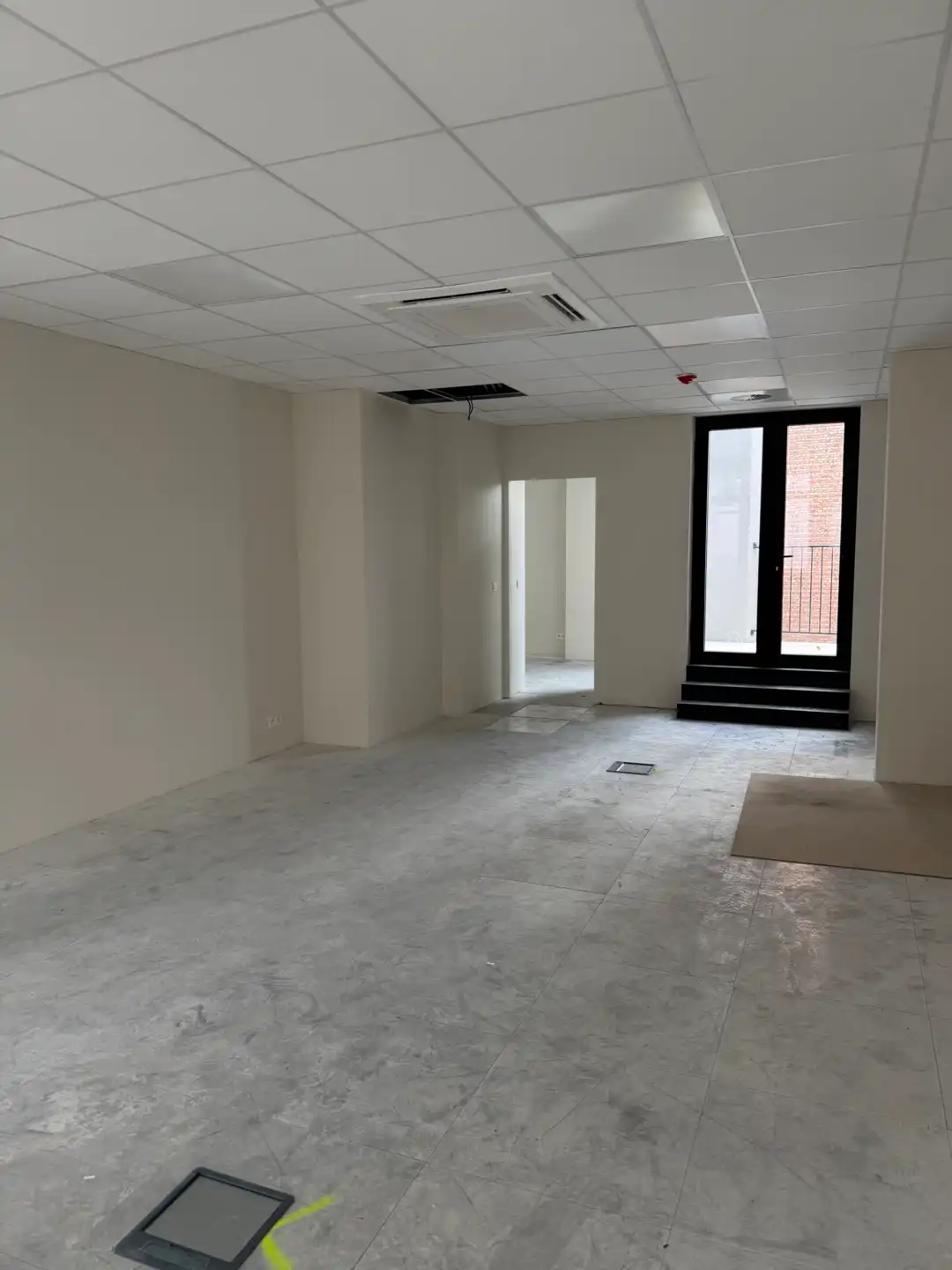 Kantoorruimte te huur gelegen op de Meir 113-115 te Antwerpen foto 6