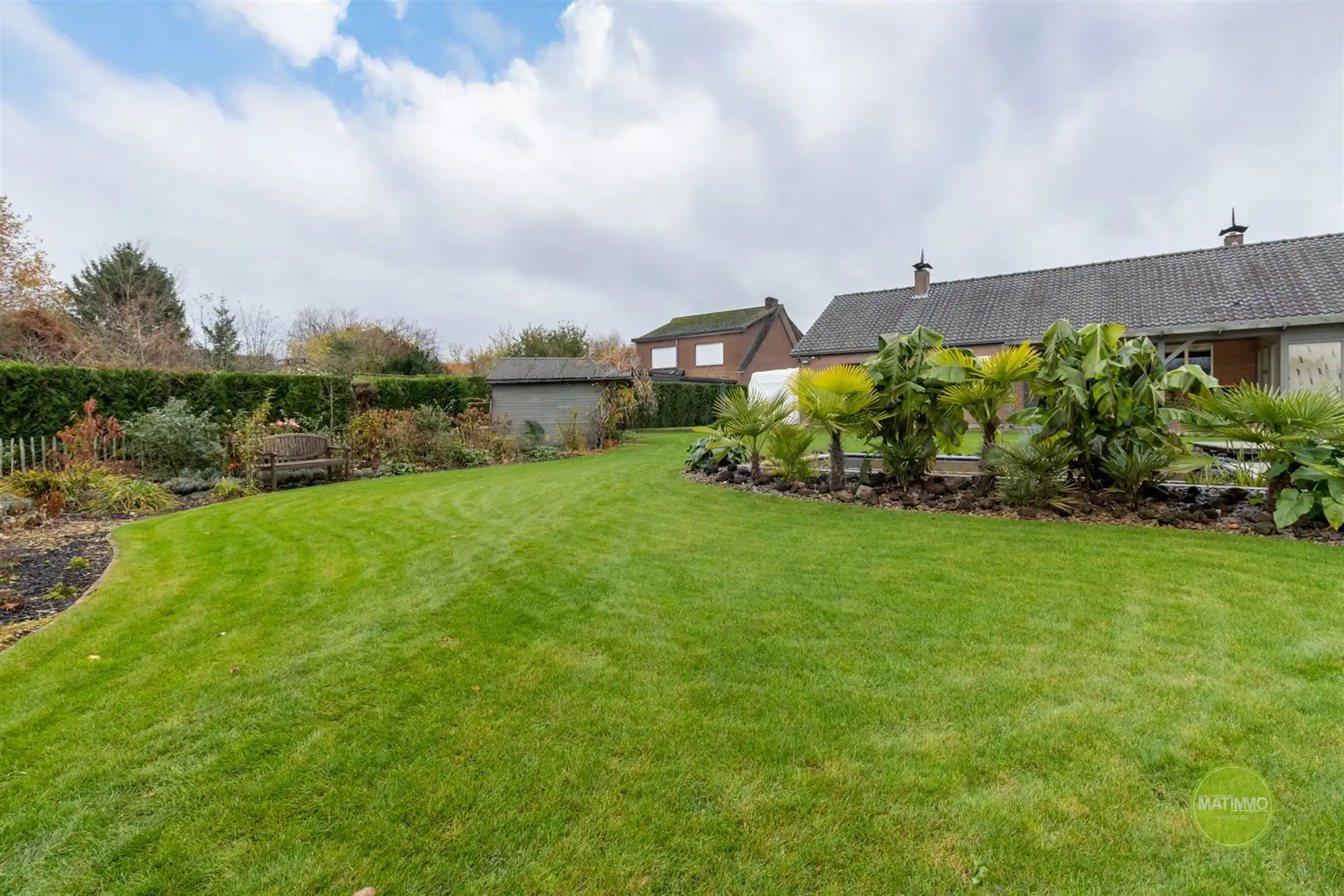 Landelijke woning met 3 slaapkamers en prachtige tuin  foto 26