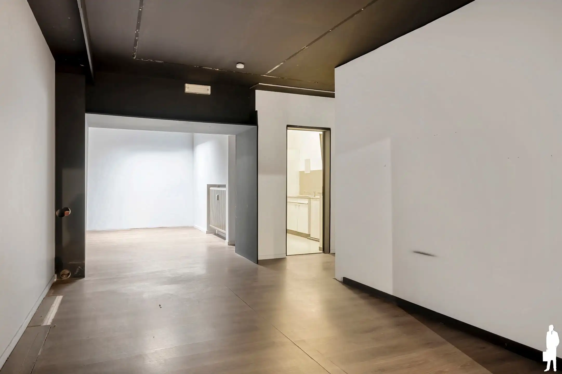 Gelijkvloers handelspand met een oppervlakte van ca. 180m² foto 11