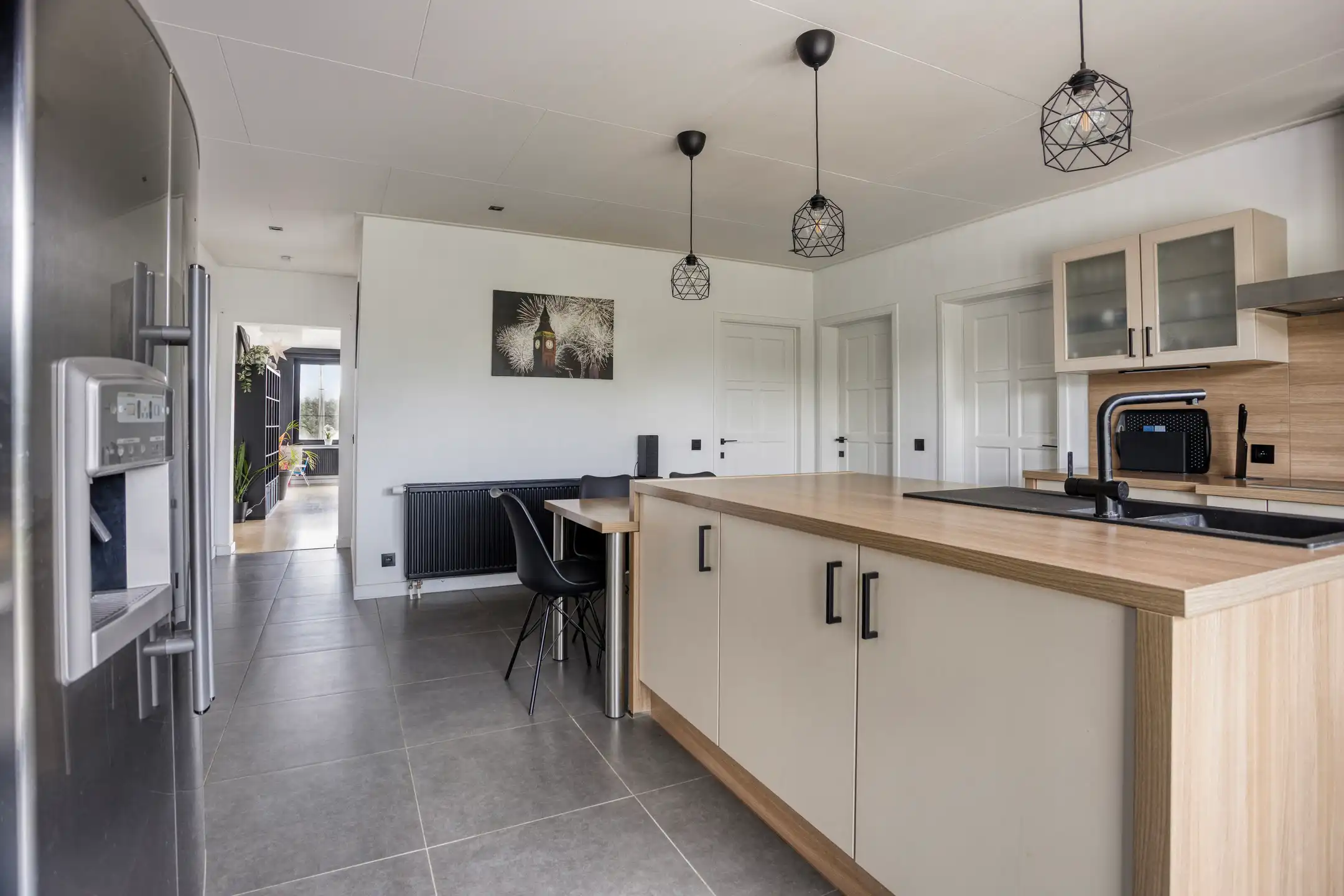 Zeer ruim appartement (166m2) met 2 slaapkamers foto 11