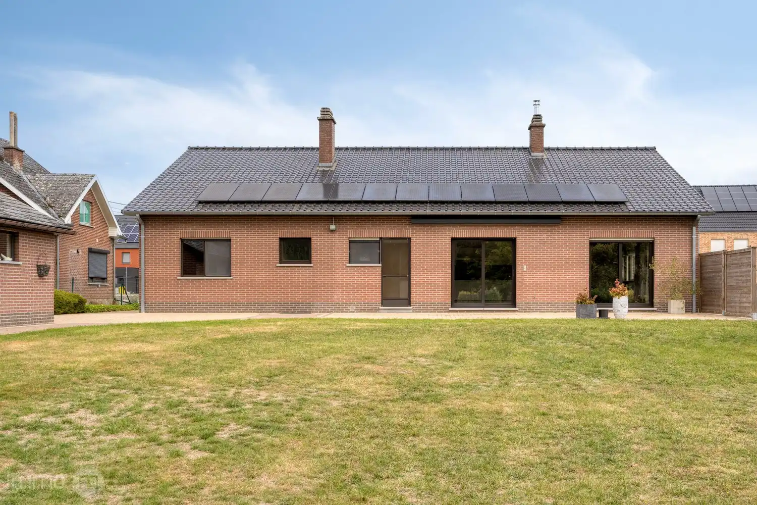 Uitstekend onderhouden open bebouwing met zonnepanelen en 3 tot 5 slaapkamers op prachtig perceel van 55a43ca foto 43