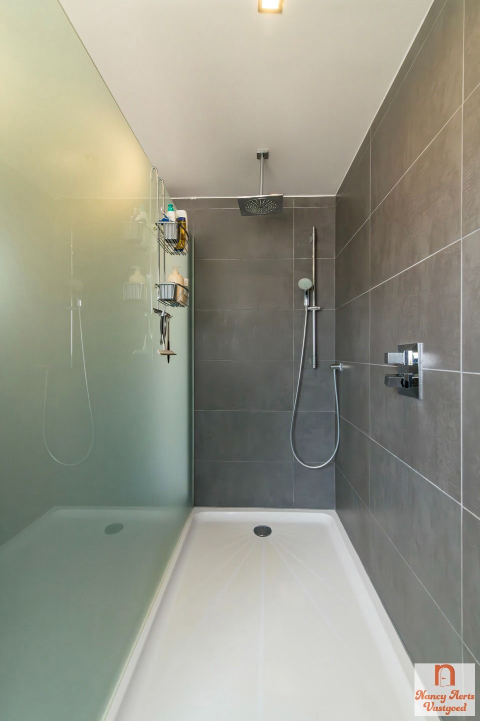 Ruime en instapklare gezinswoning met 6 slaapkamers foto 33