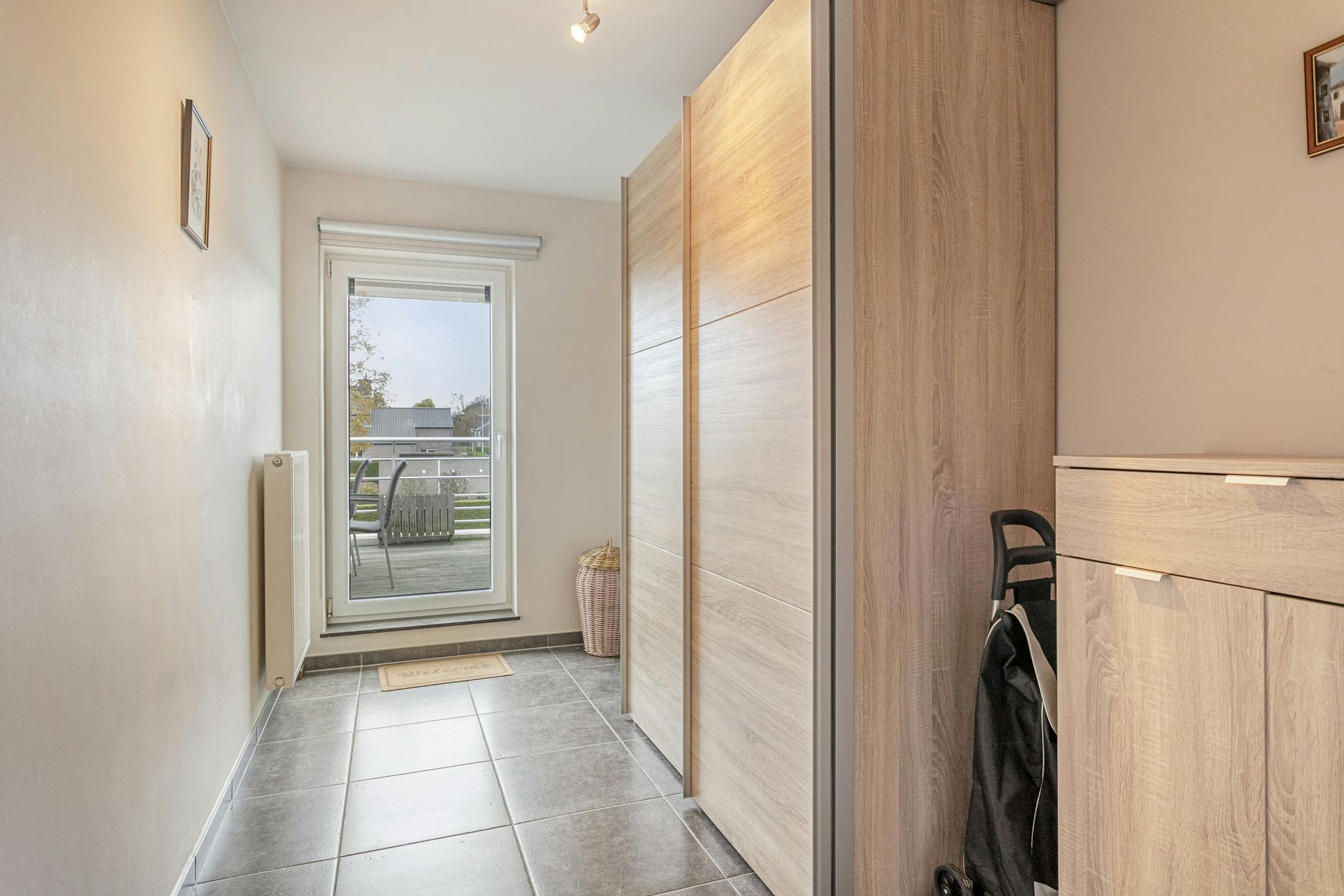 Instapklaar 2-slaapkamerappartement in centrum Merelbeke foto 9