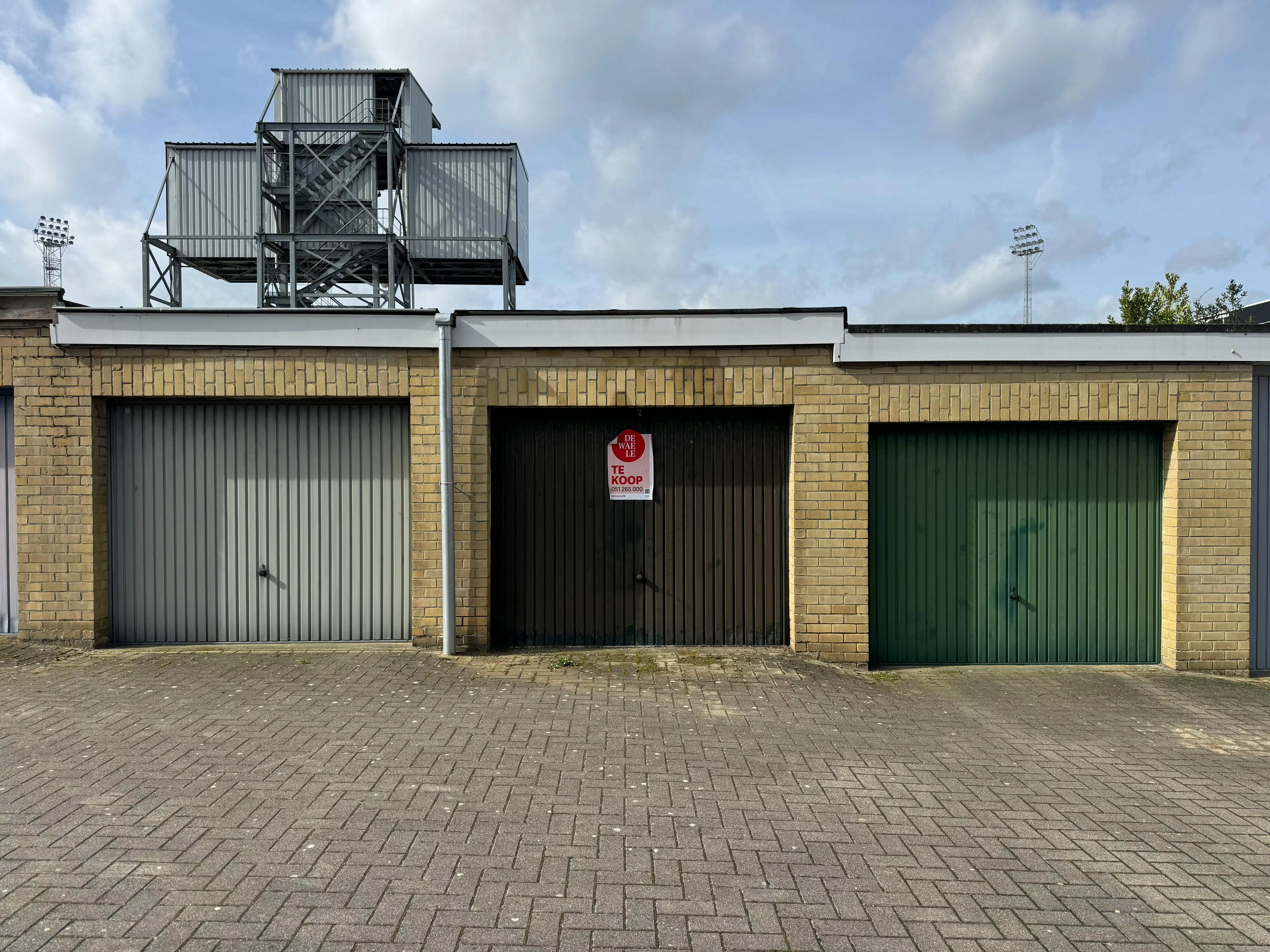 Garagebox te koop in Roeselare foto 3