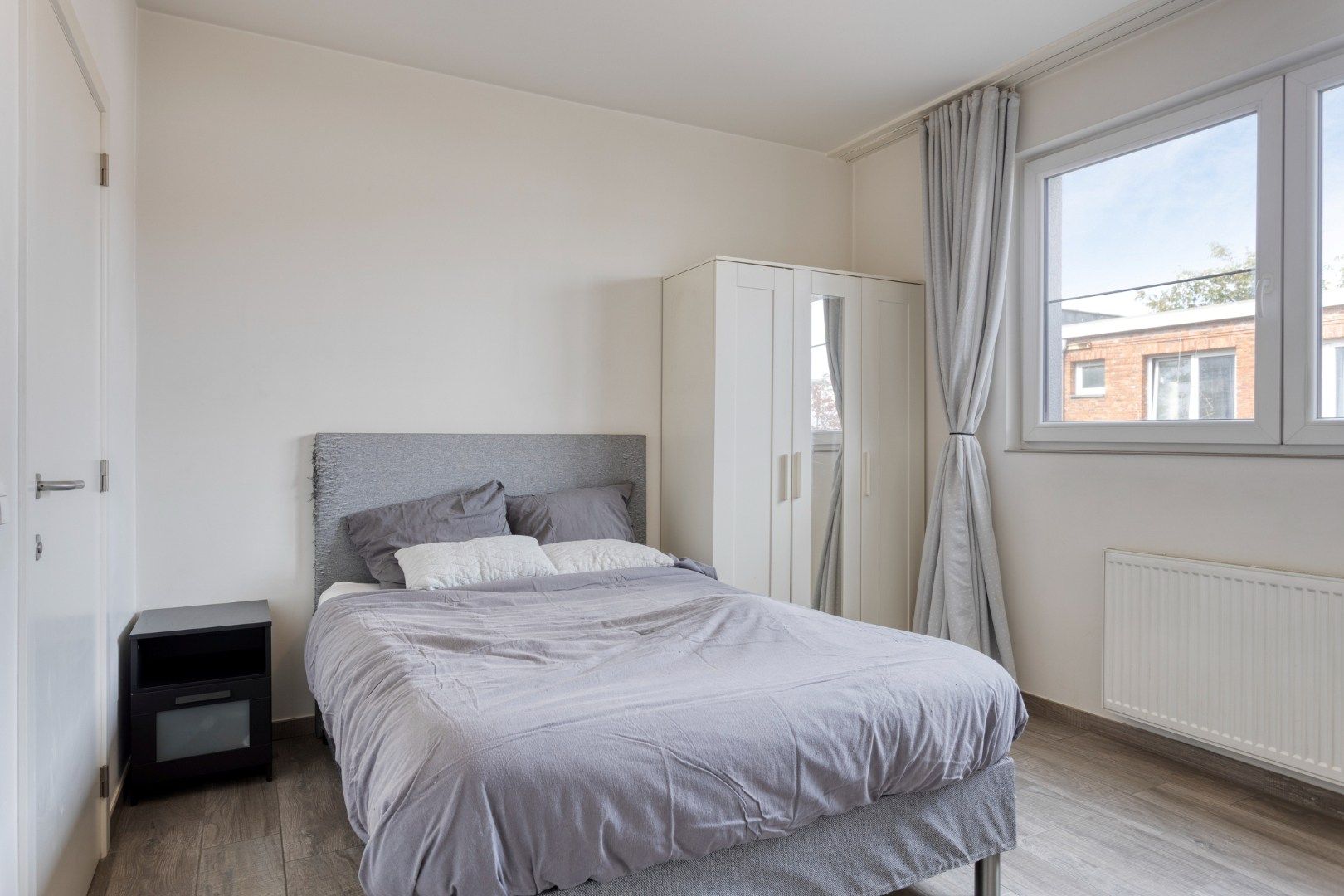 Instapklaar 1 slpk appartement met terras en garage foto 11