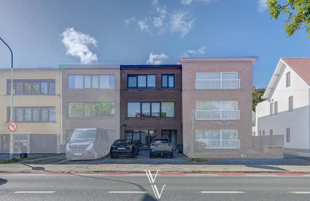 Opbrengsteigendom met kangoeroewoning-mogelijkheid, tuin en terras foto 2