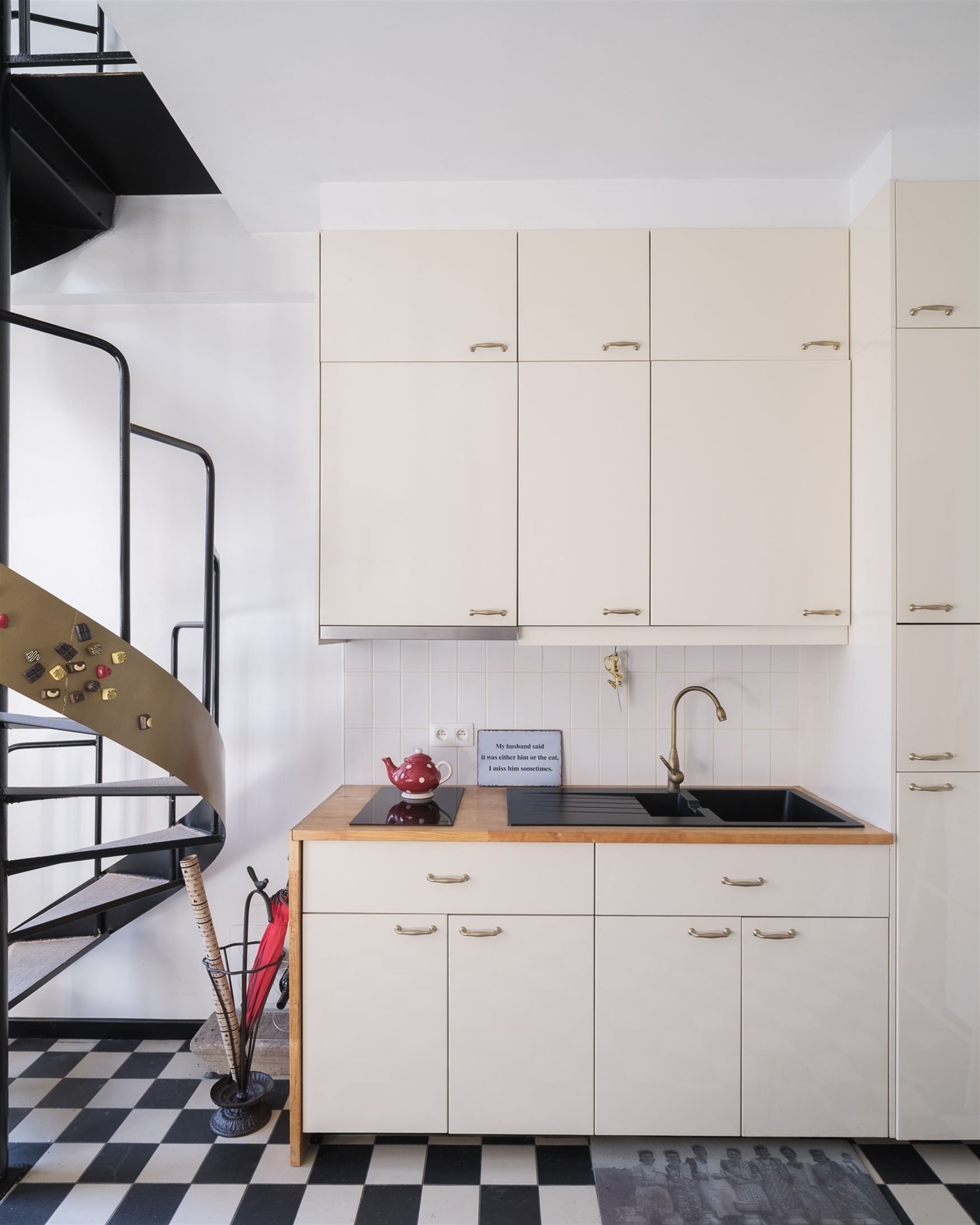 Karakterwoning in hartje Brugge foto 6