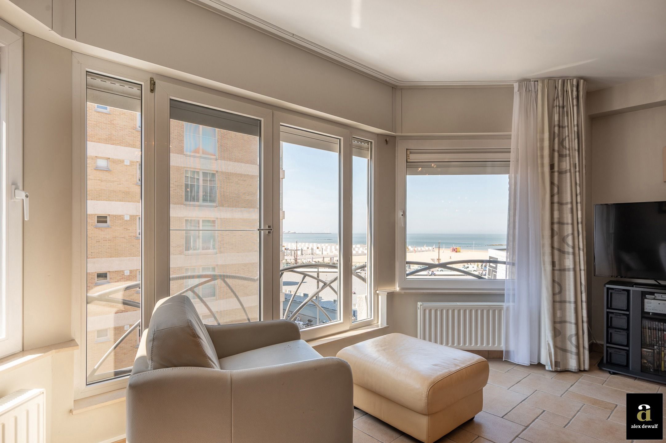 Ruim appartement gelegen op 30 meter van Zeedijk en Rubensplein [Knokke - Albertstrand]. foto 6