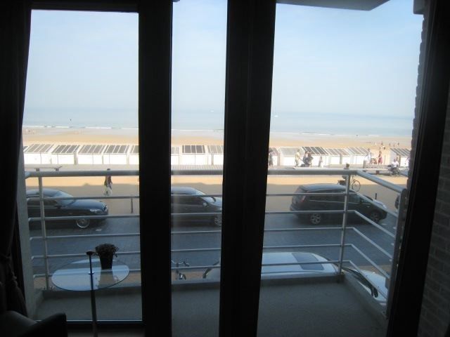 Appartement met  2 terrassen in Oostende EN prachtig frontaal zeezicht! foto 17
