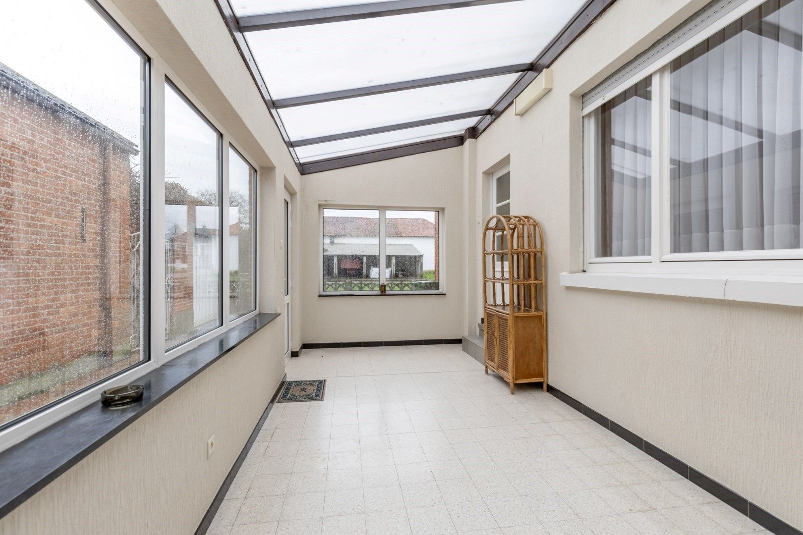 Mooie, goed onderhouden woning met tuin te Riemst-Zussen foto 11