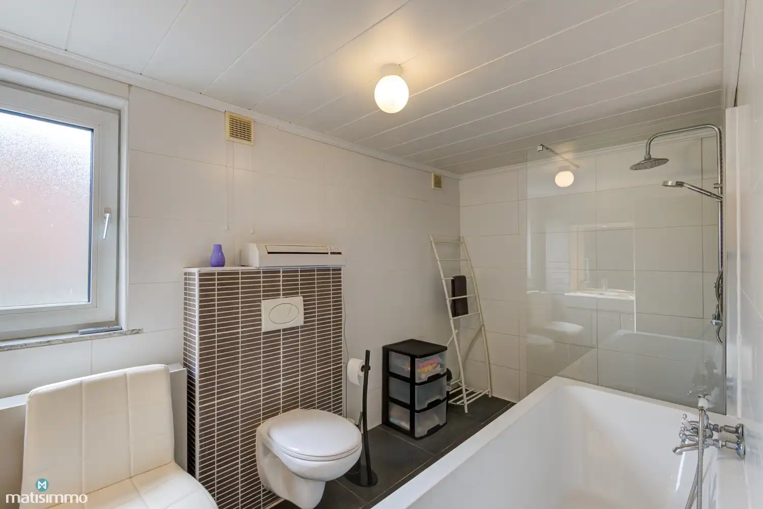 GOED ONDERHOUDEN GEZINSWONING MET 3 RUIME SLAAPKAMERS OP EEN RUIM PERCEEL VAN 9A 21CA foto 16