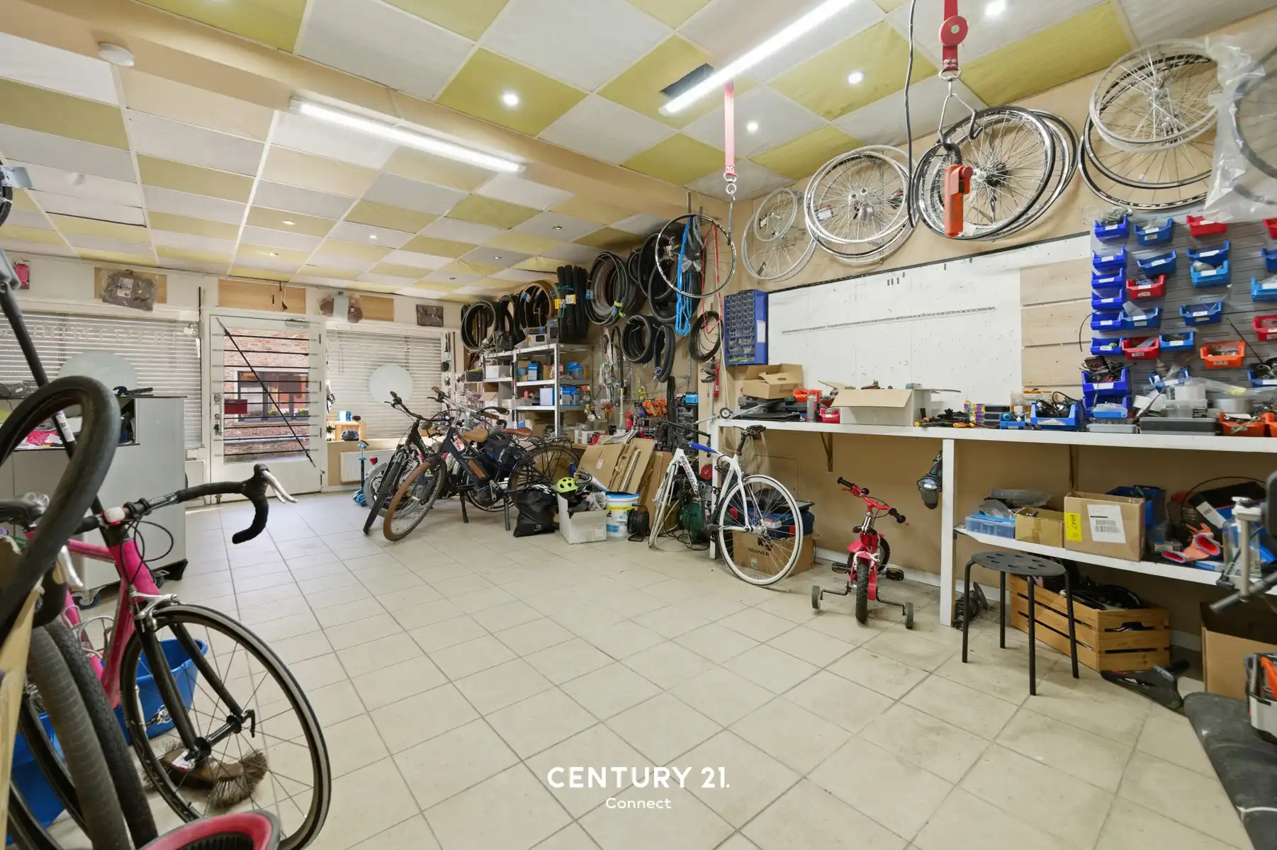 Multifunctionele woning in hartje Sint-Joris-Weert foto 4