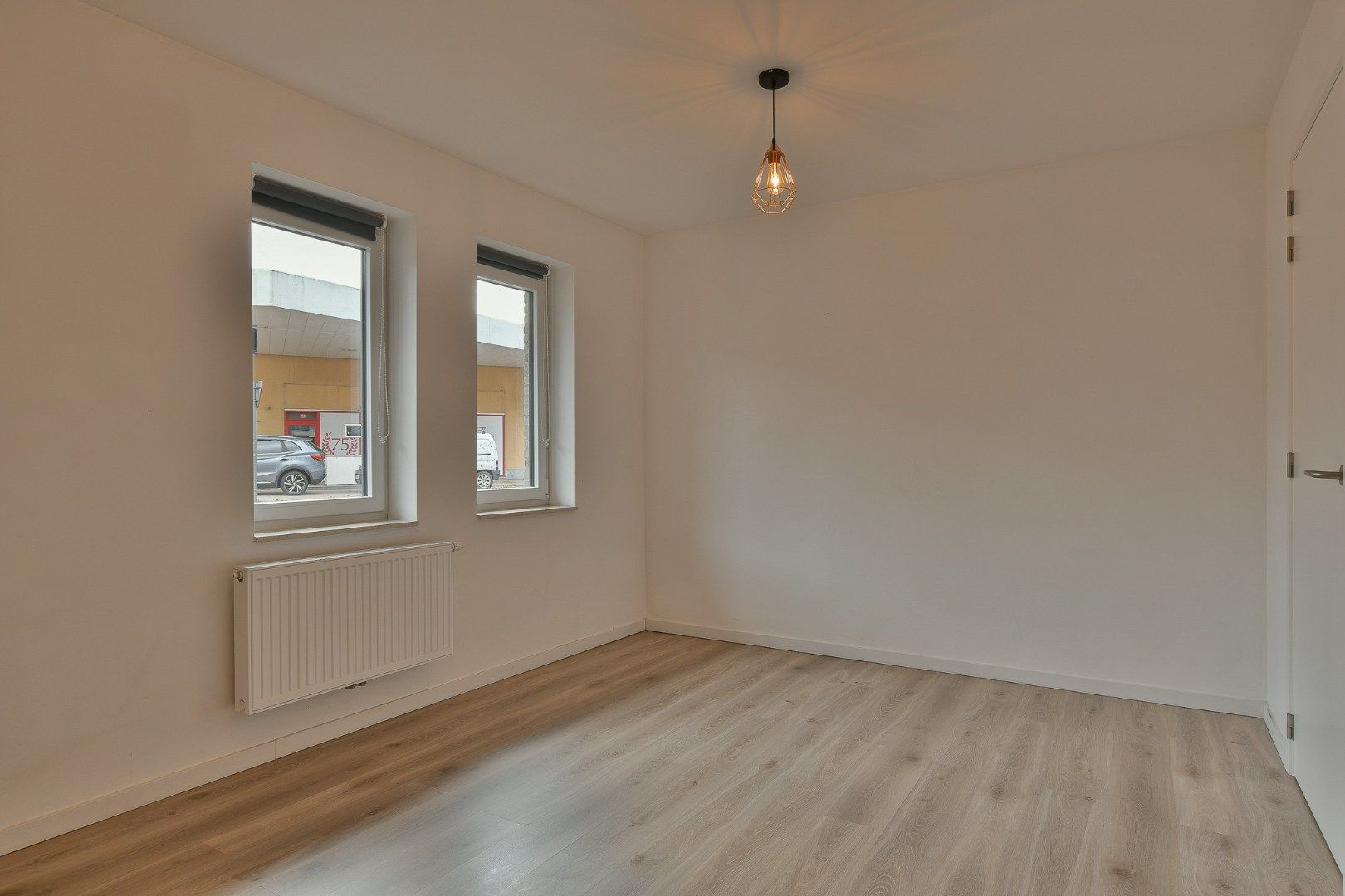 Recent instapklaar gelijkvloers appartement te Aartrijke foto 9