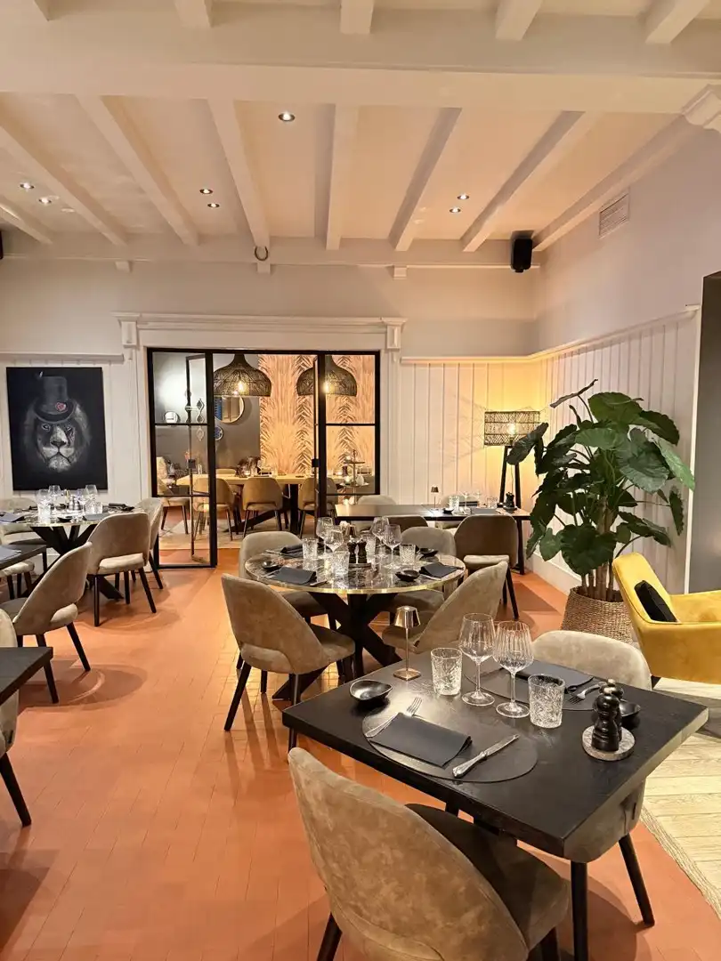 Restaurant met woonst over te nemen in het centrum van Maldegem foto 3