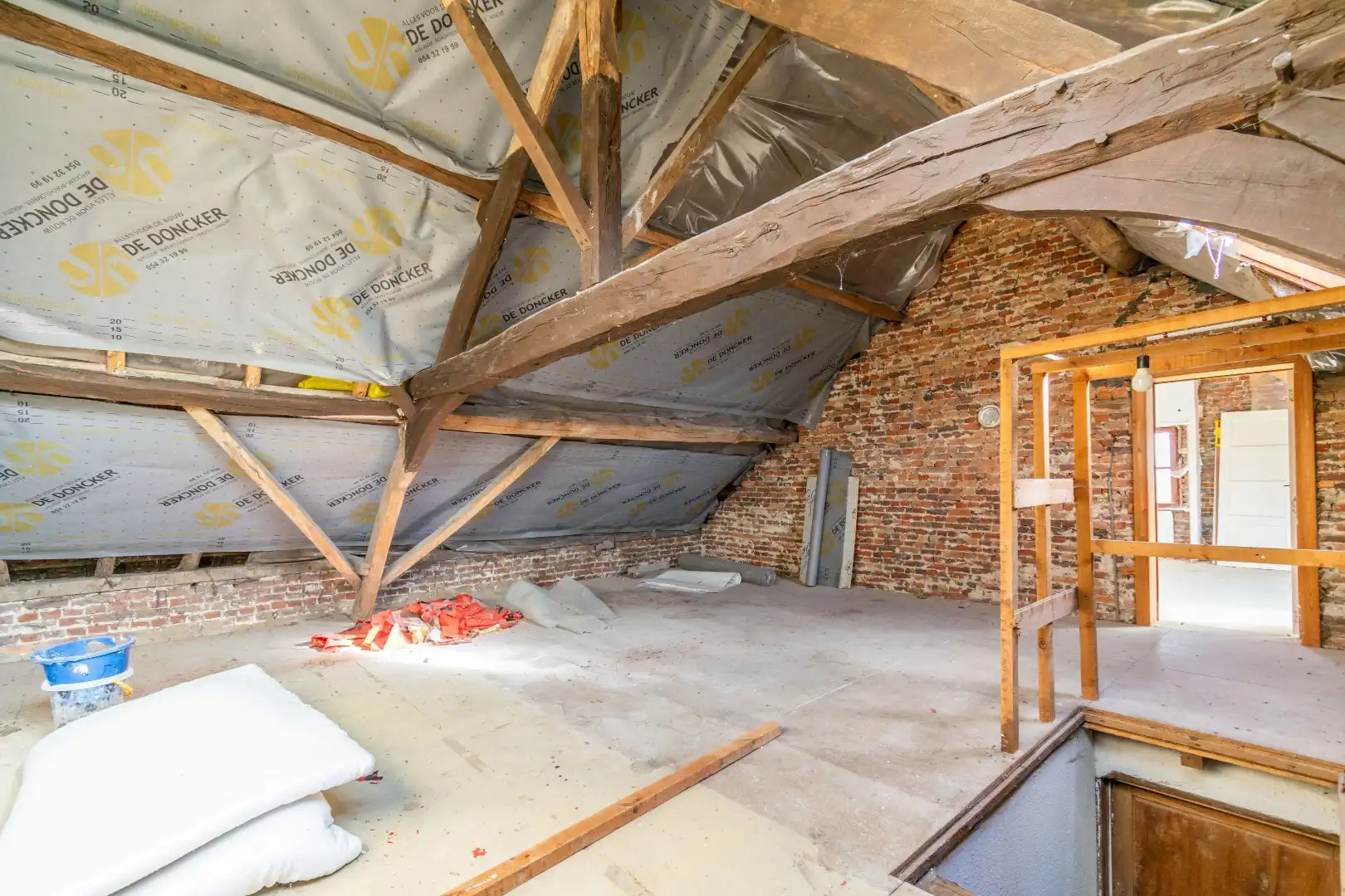 KARAKTERVOLLE & GERENOVEERDE HOEVE OP 20 ARE!  foto 20