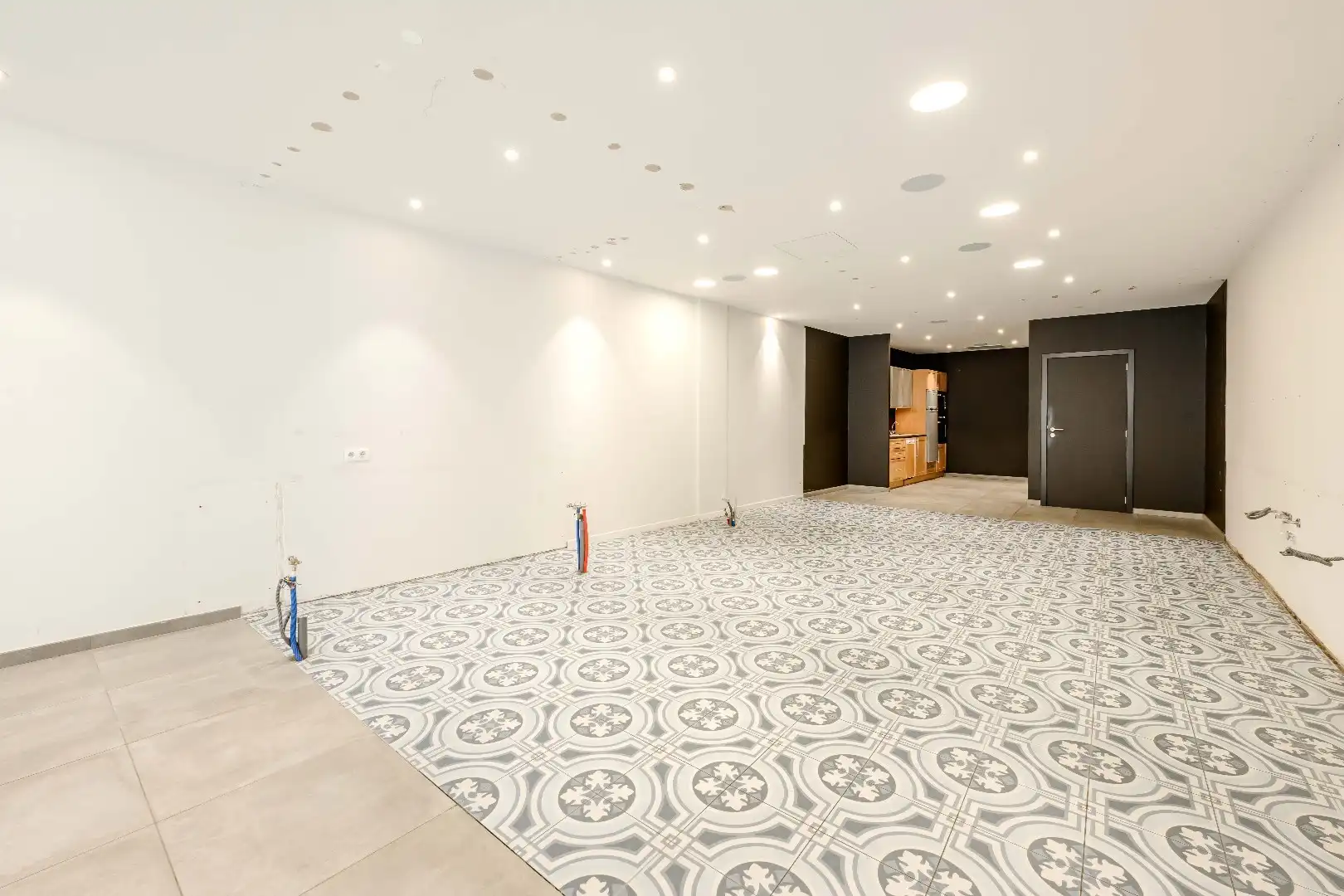 MULTIFUNCTIONEEL HANDELSPAND (88 m²) OP EEN TOPLOCATIE!!! foto 10