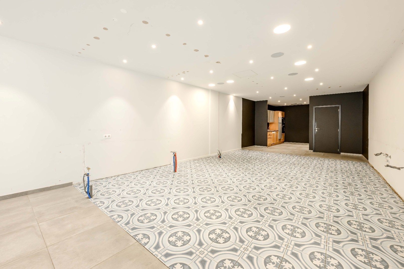 MULTIFUNCTIONEEL HANDELSPAND (88 m²) OP EEN TOPLOCATIE!!! foto 10