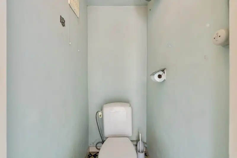 Verzorgde woning met onderhoudsvriendelijke tuin op 2are 55ca en gelegen in het centrum van Kortenaken foto 15