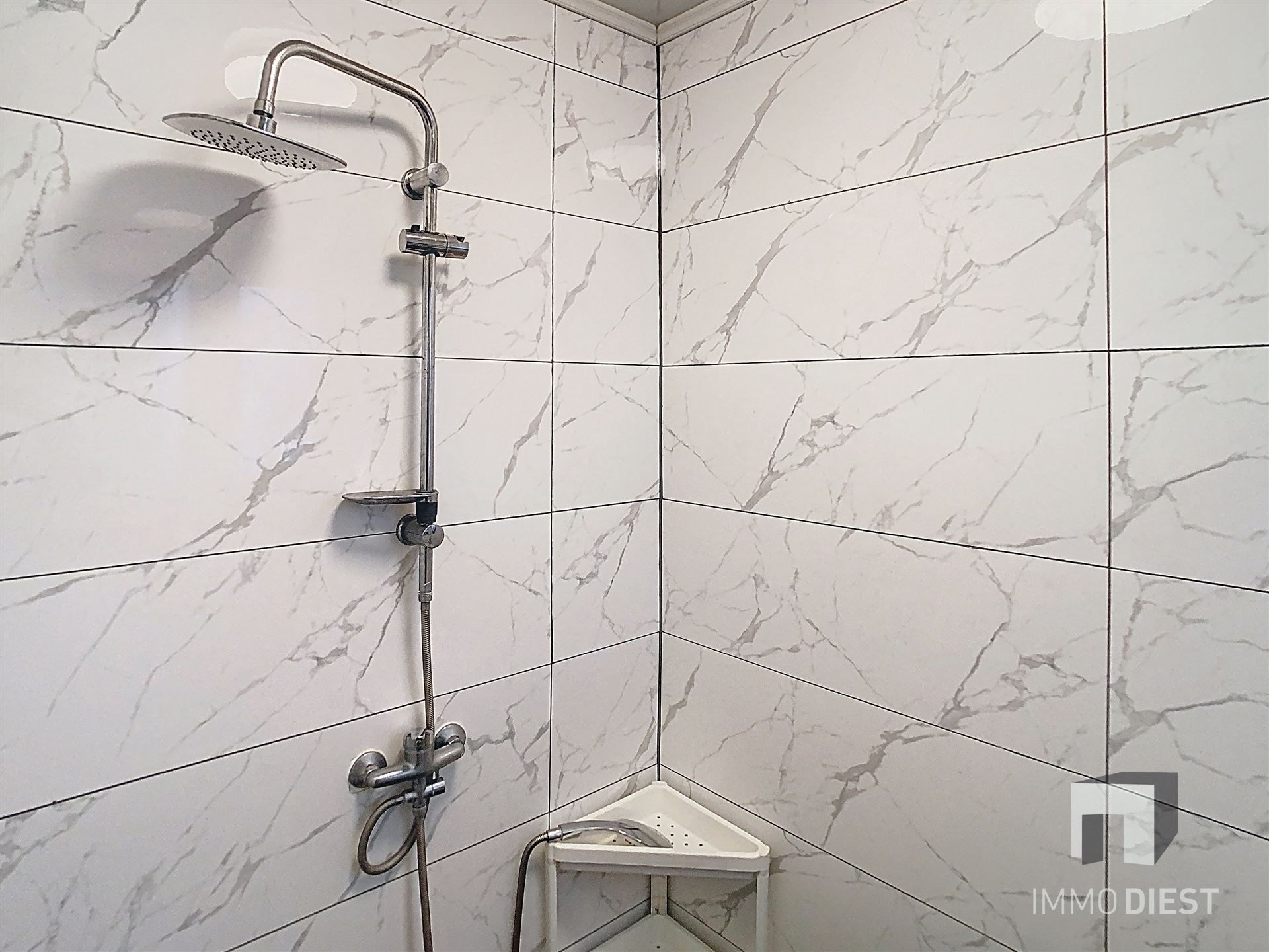 Twee vergunde woningen in één klap foto 30