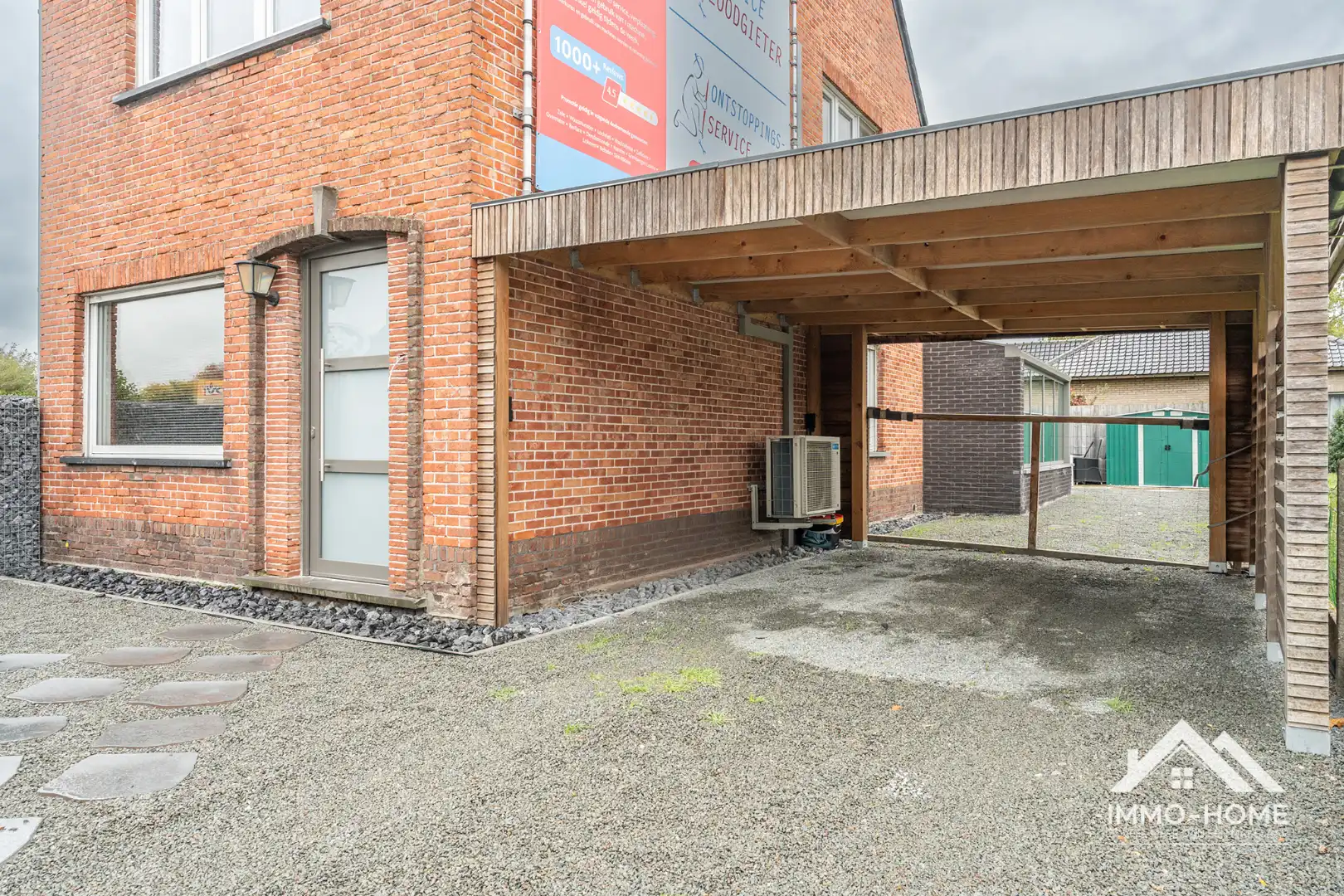 Knappe gerenoveerde woning op een landelijke ligging in Lokeren!  foto 24