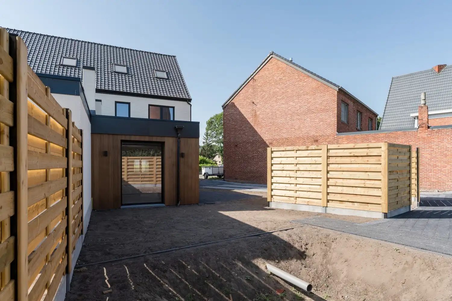 Ruime halfopen woning met 4 slaapkamers, ideaal gelegen aan de Steenweg op Kleine Brogel in Kaulille! foto 37