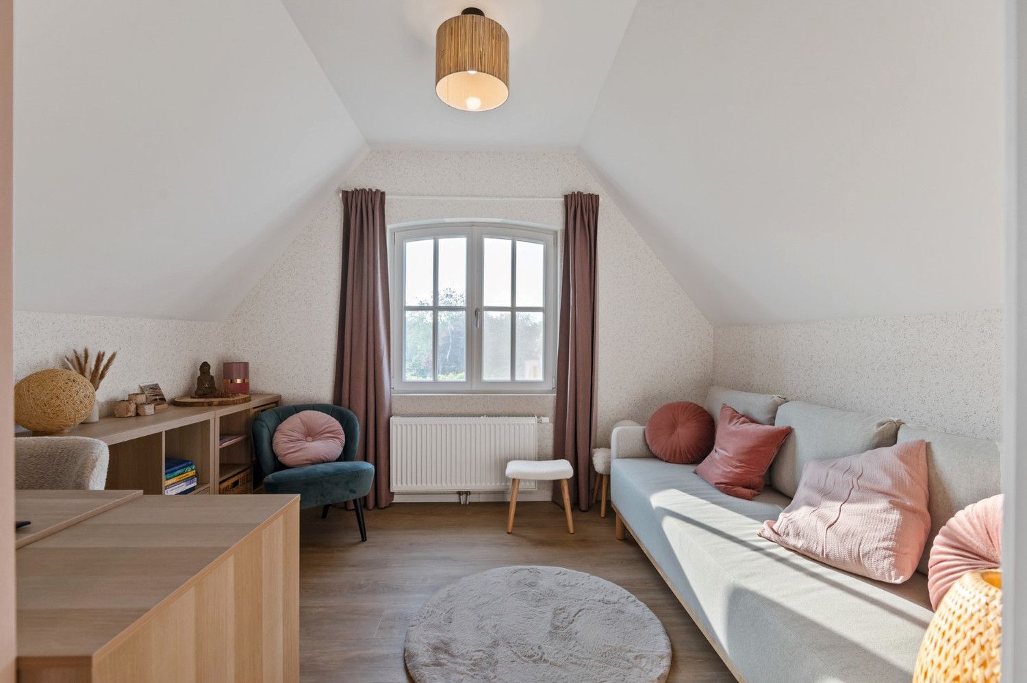 VOLLEDIG GERENOVEERDE WONING OP TOPLOCATIE! foto 17