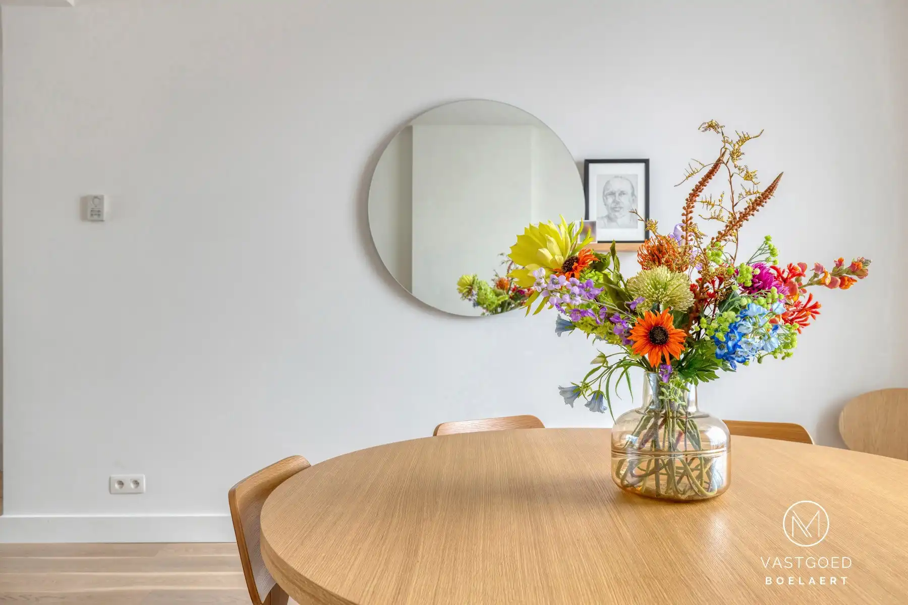 Volledig gerenoveerde woning met idyllische tuin en polyvalent bijgebouw in Aspelare foto 3