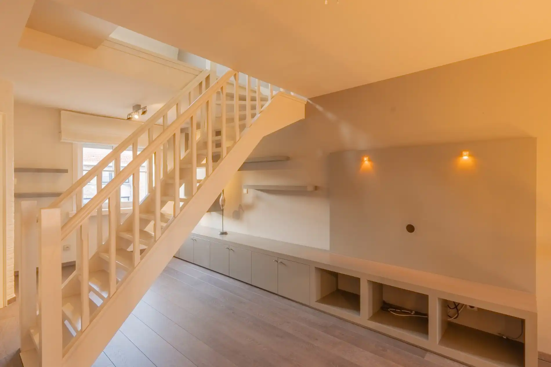 Moderne stadswoning met parking & tuin te Heist foto 17