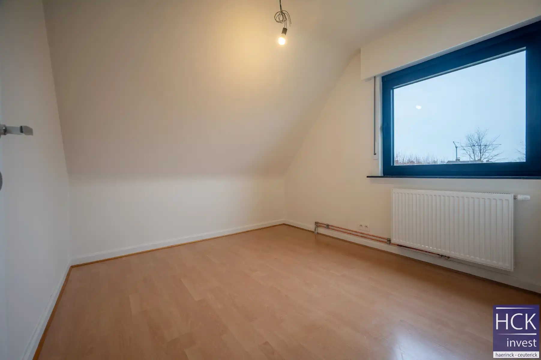 WAREGEM - Totaal gerenoveerde woning met 3 SLPK in residentiële omgeving foto 14