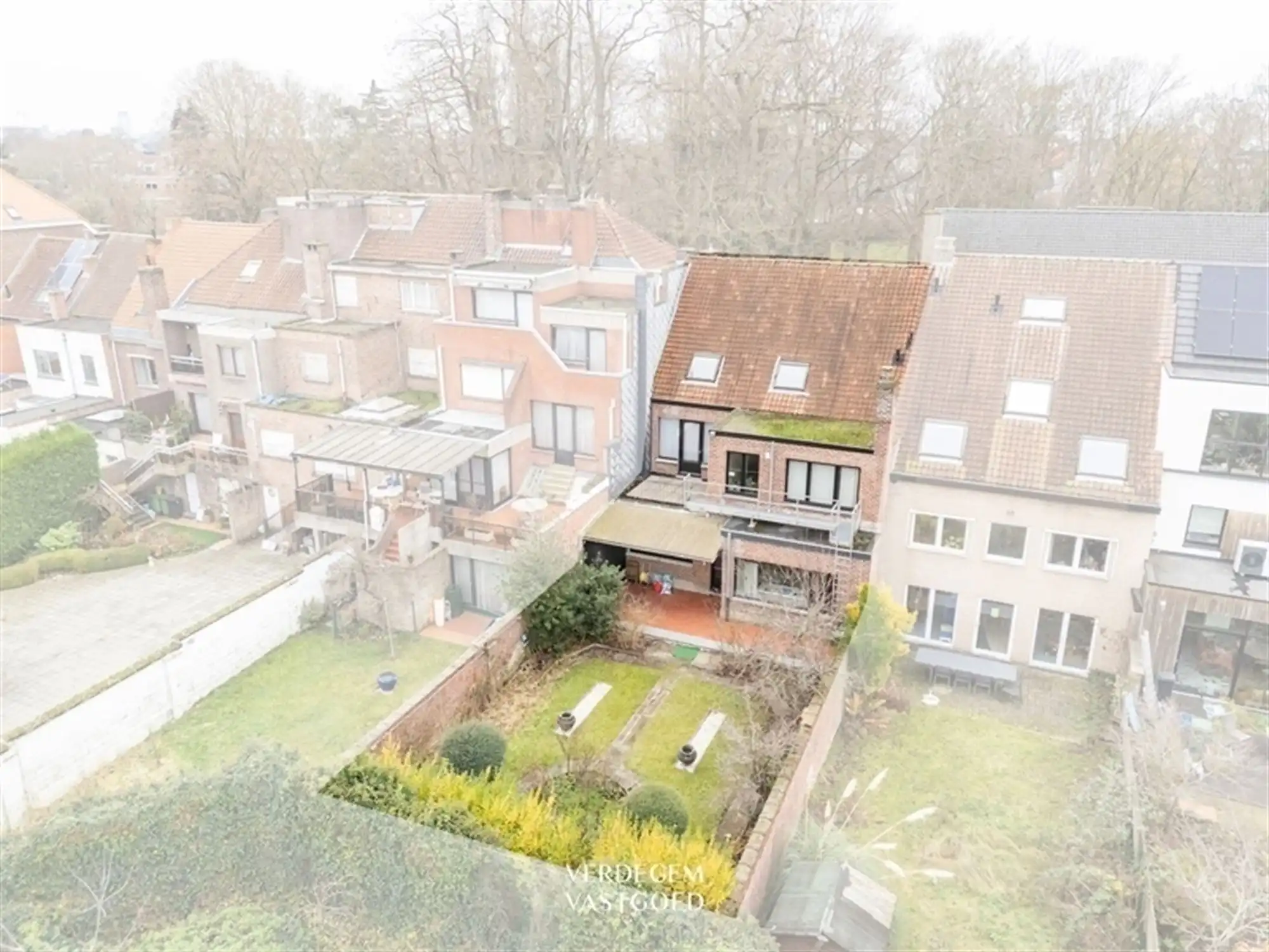 Architecturale studentenwoning met 8 entiteiten, garage en prachtige tuin foto 28