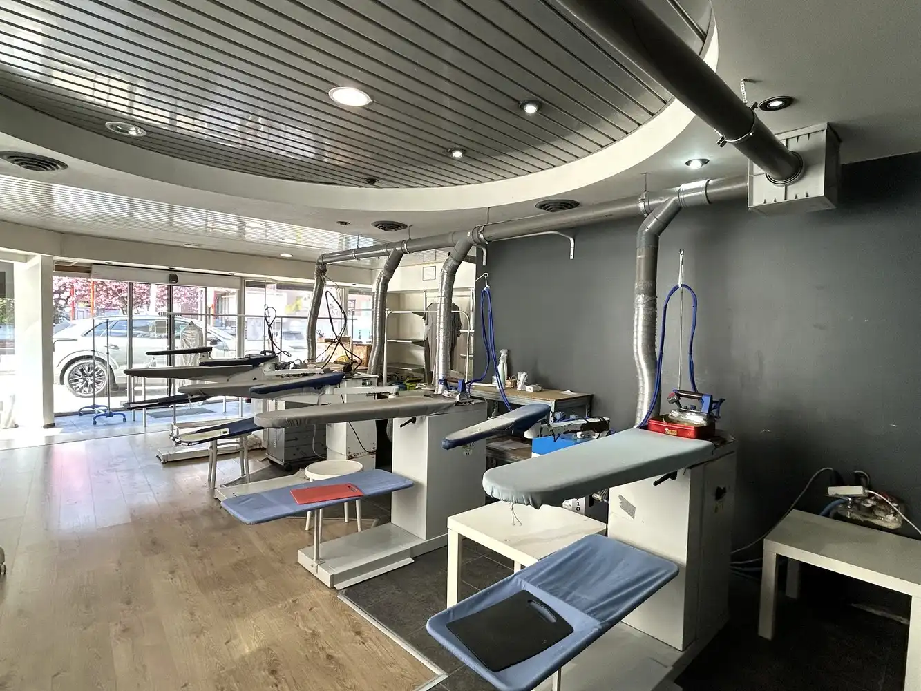 Handelspand met woonst – topvisibiliteit in Kessel-Lo! foto 3