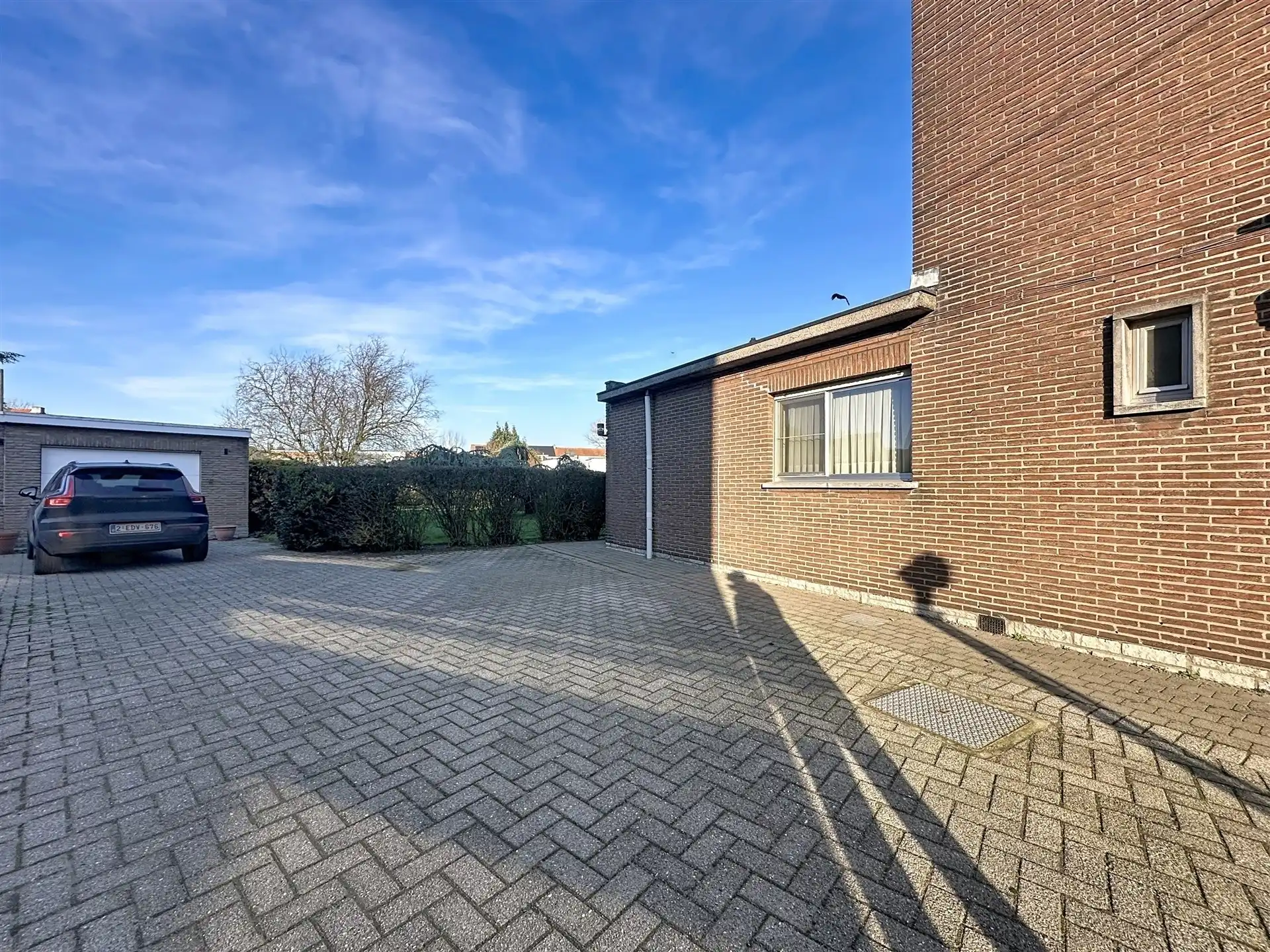 Half open bebouwing met 5 slaapkamers en garage foto 8