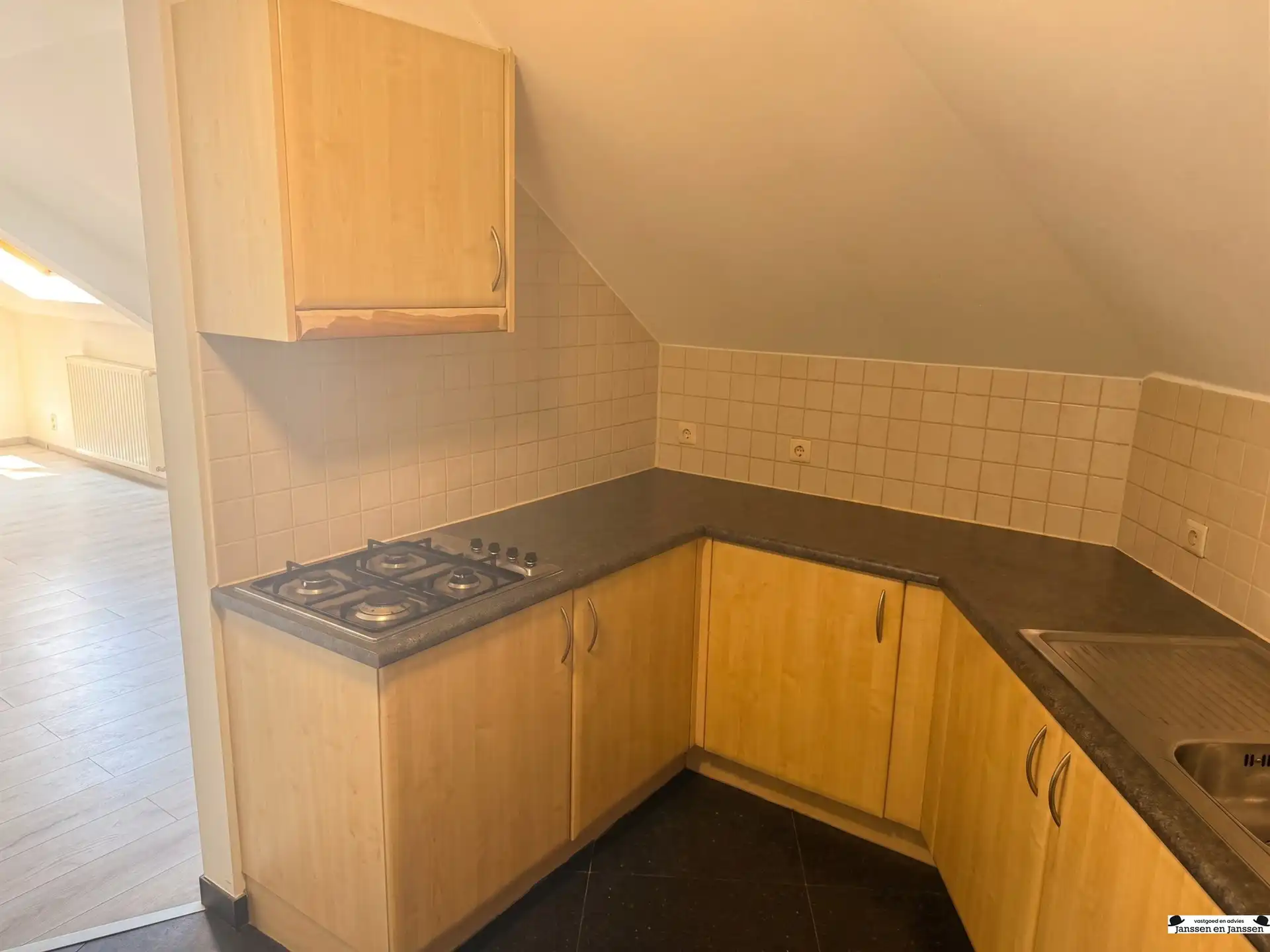Gezellig dakappartement in het centrum van Wuustwezel!  foto 6