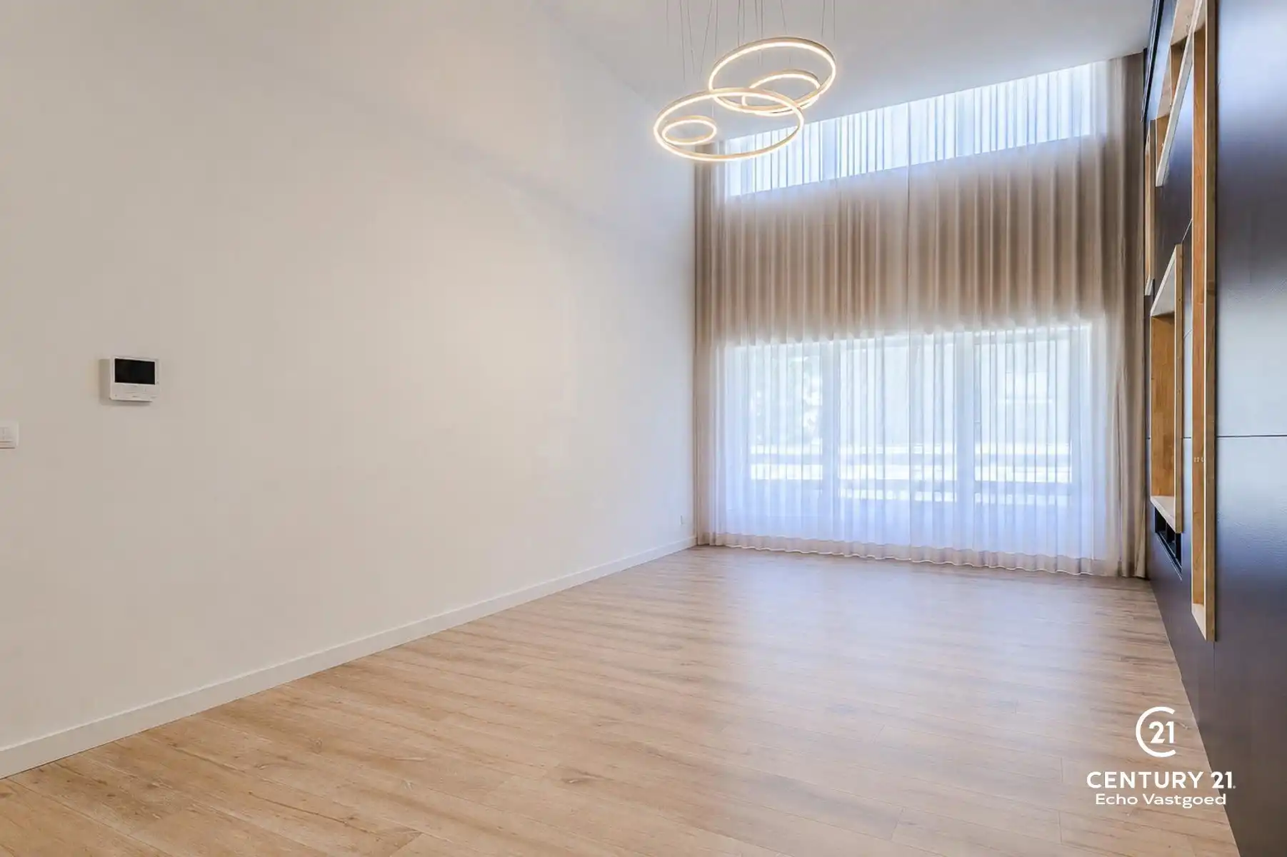 Exclusief gerenoveerd triplexappartement in hartje Turnhout foto 13