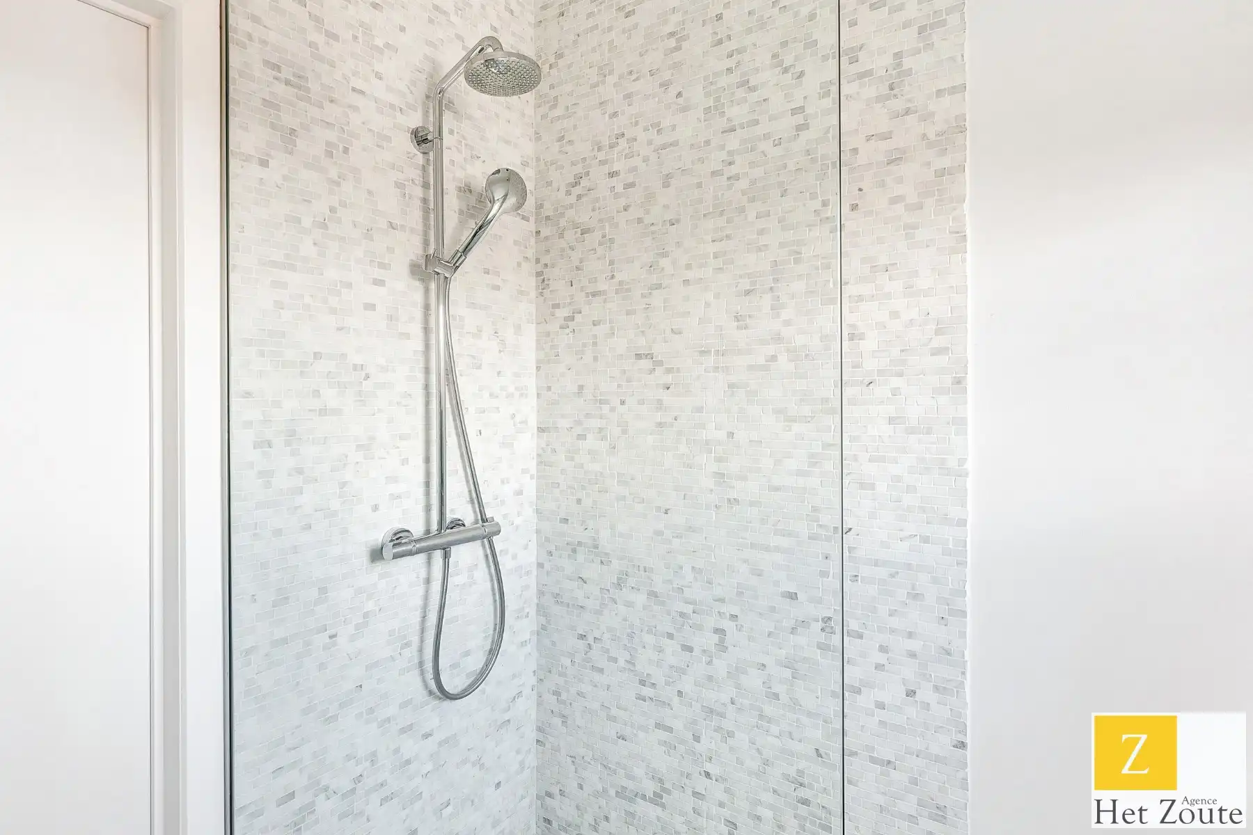 Instapklare villa in hartje Duinbergen foto 18