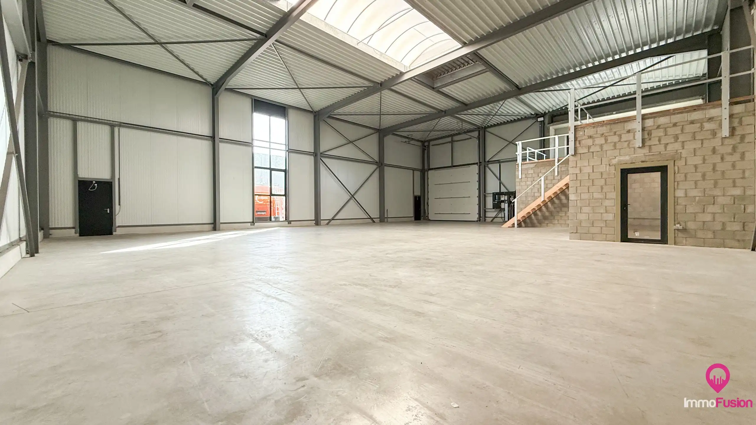 Recente, instapklare magazijnruimte van 440 m² te Houthalen! foto 19