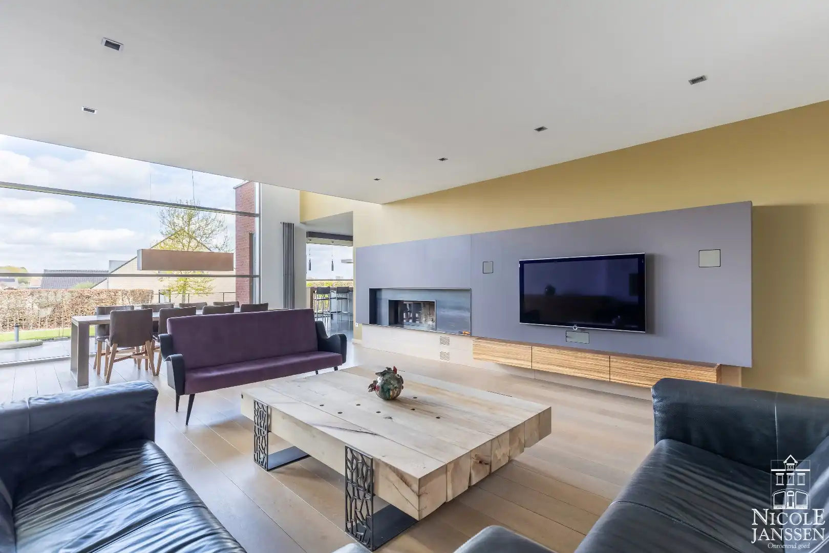 Zeer moderne en luchtige woning met twee slaapkamers gelegen op een rustige locatie foto 13