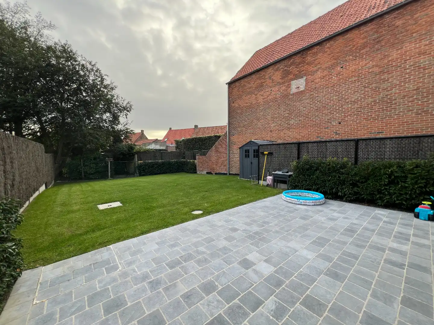Gezellige nieuwbouwwoning met zonnige tuin en garage foto 13