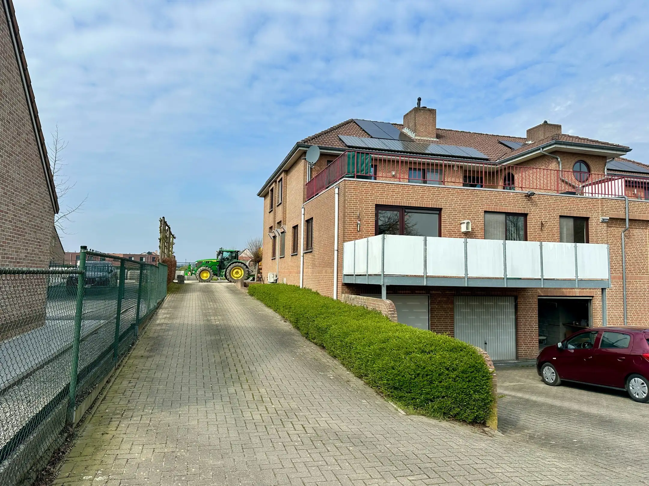 Gelijkvloers appartement met 2 slaapkamers, terras en privé garagebox foto 22