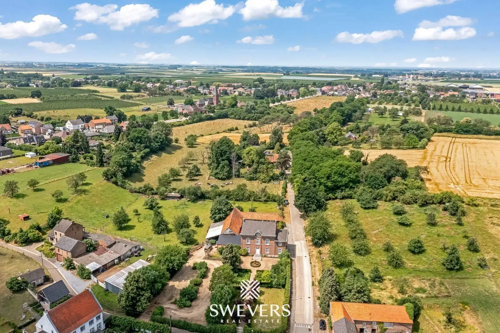 Authentiek herenhuis op 77a met stallingen foto 44