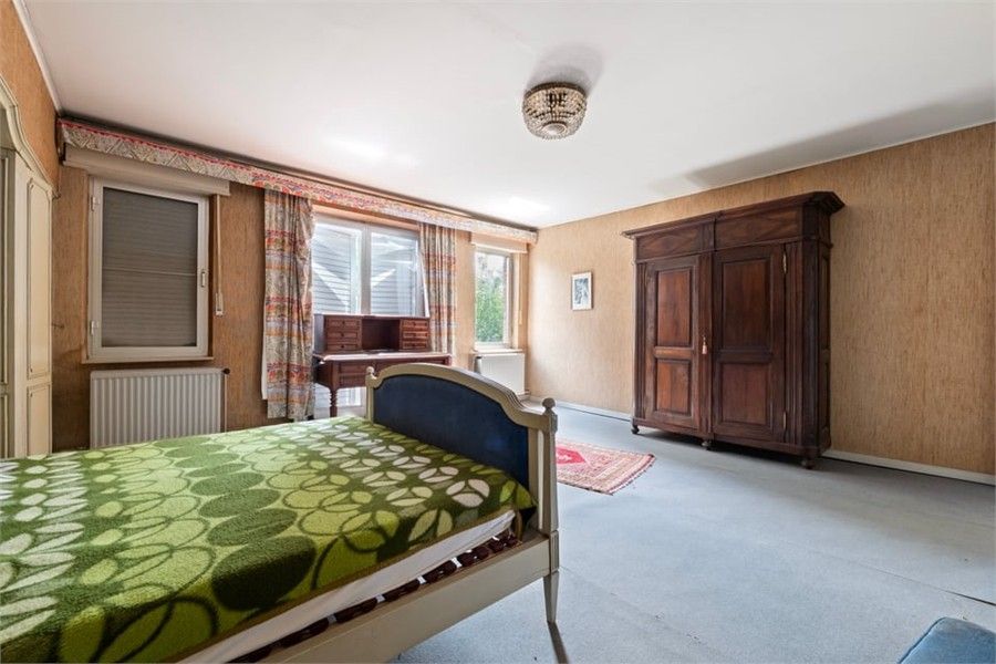 RUIME VILLA MET PRACHTIG UITZICHT EN ENORM VEEL POTENTIEEL IN JEUK foto 21