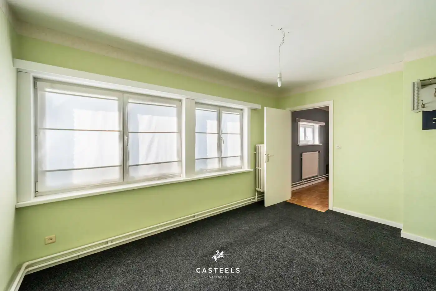 Woning met ruim werkatelier op 1.009 m² in centrum Lochristi foto 11