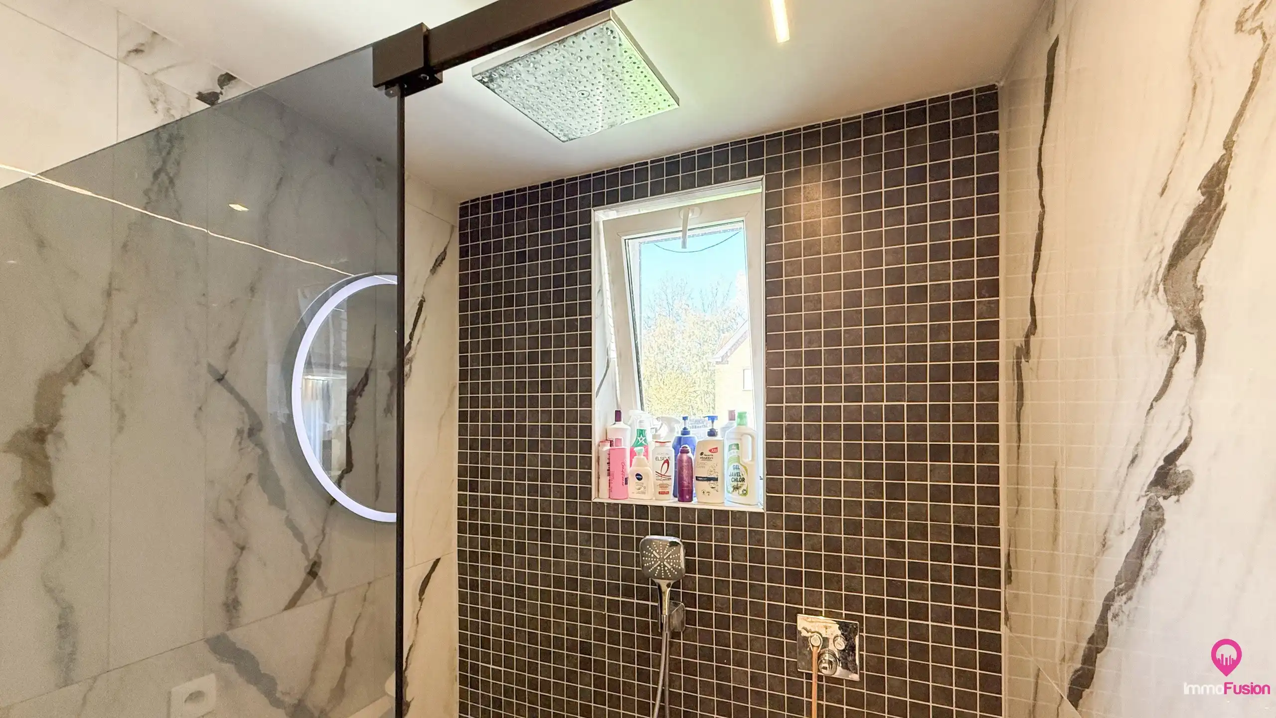 Instapklare woning met 5 slpks op riant perceel te Paal! foto 15