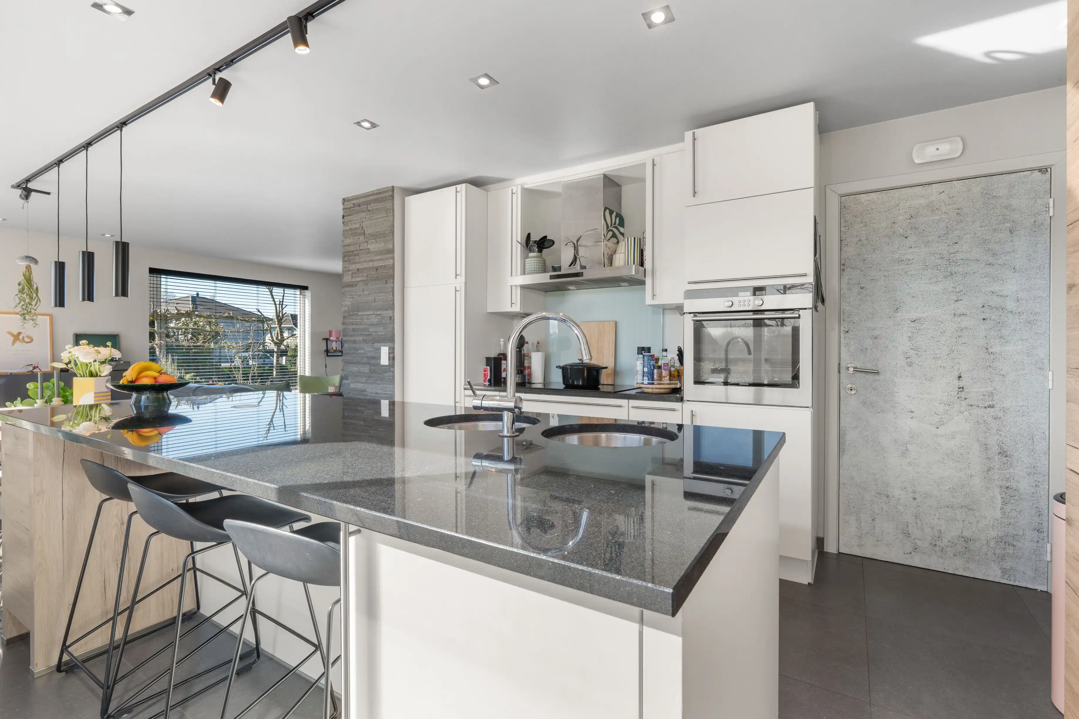 Instapklare en lichtrijke villa met 3/4 SLPKS op zonnig perceel!* foto 8